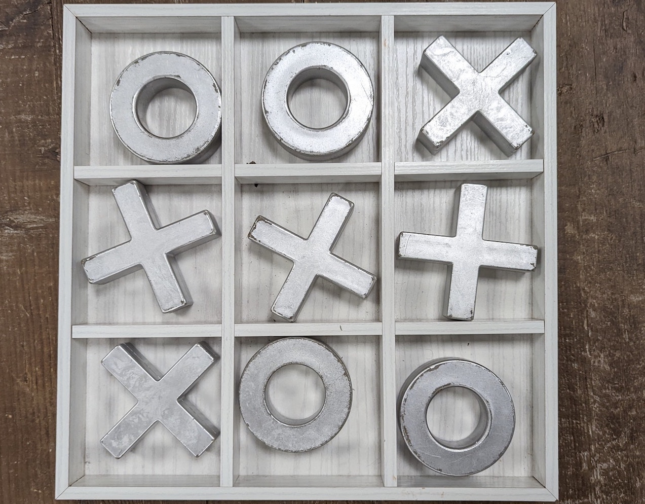 tic-tac-toe-board